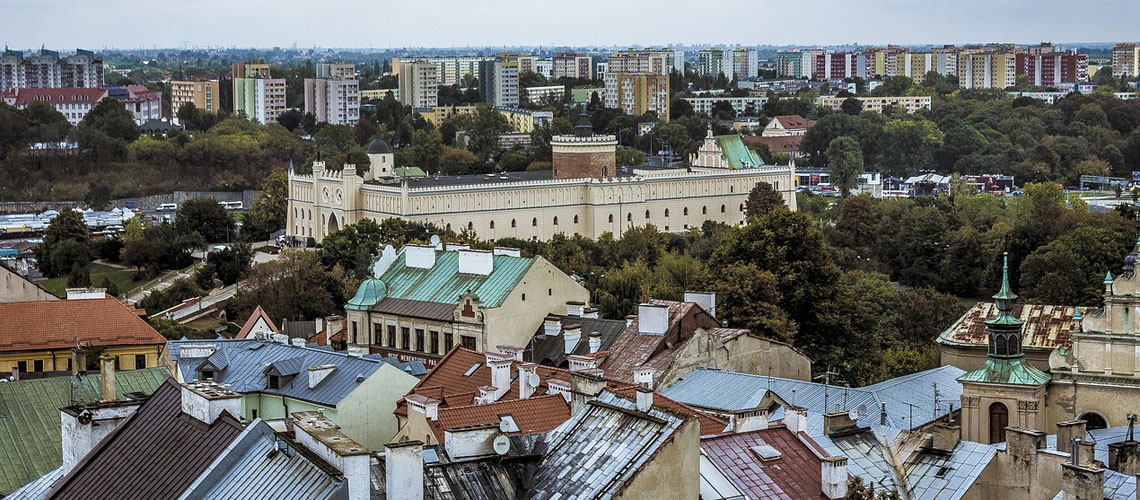 Centrum czy peryferie – co wybrać?